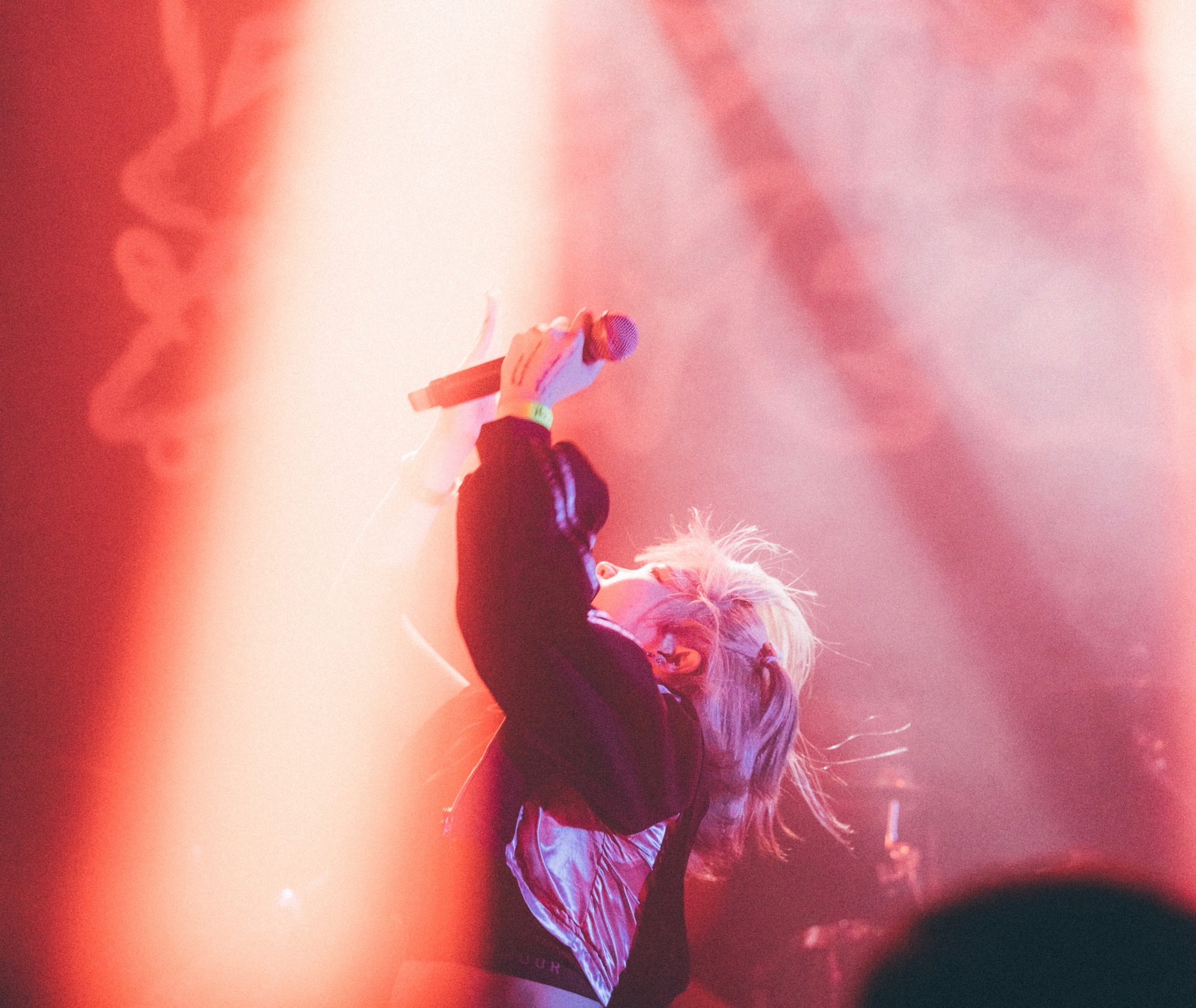 shizuku_bbts's tweet card. 御子神シズク OFFICIAL FANCLUB「しずくちゃんのたからばこ」とは、御子神シズクのオフィシャルファンクラブ。 ファンクラブ限定投稿や配信など、御子神シズクのちょっとした幸せや日常をお届けしています。