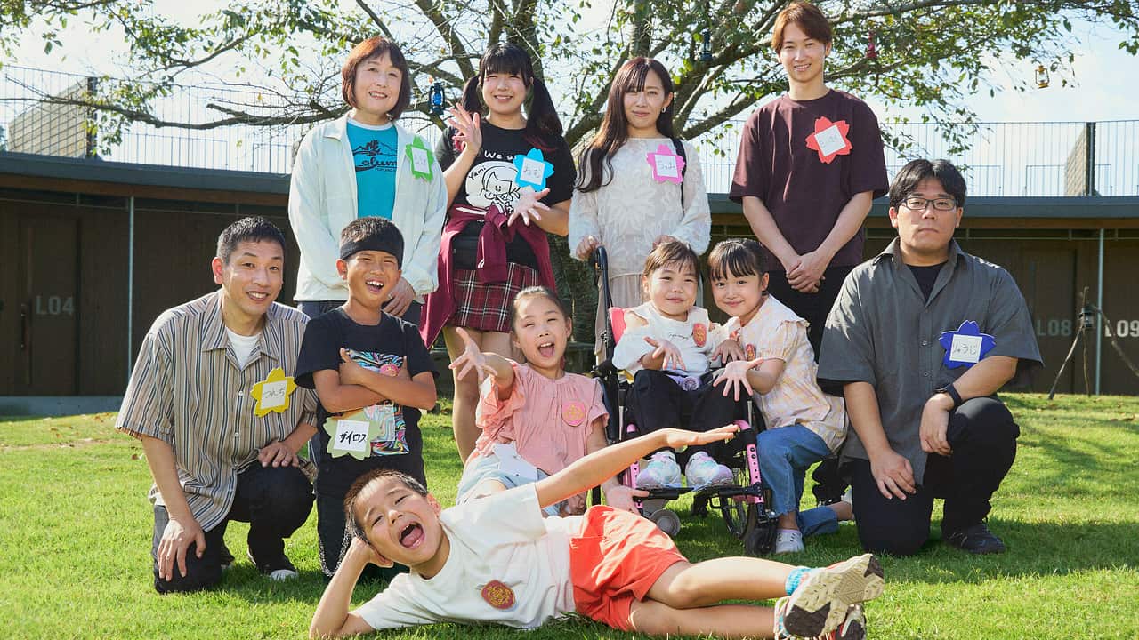 NHK_PR's tweet card. 【NHK】人生に悩む大人たちは「人生で最も幸せな時期」との研究もある９歳前後の子どもたちの力で幸せを取り戻せるのか？英ＢＢＣスタジオなどと共同制作した新たな社会実験番組！