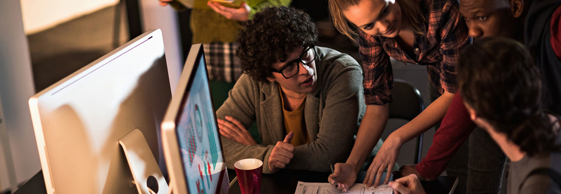 TechZone4U's tweet card. For SMBs, the cloud will evolve, emerging technologies will be used in vertical markets, cybersecurity will get outsourced and GDPR will loom.