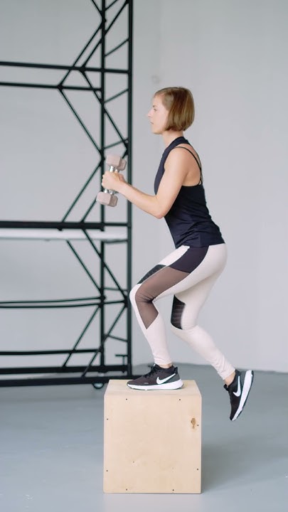 JadiesEssential's tweet card. weighted box stepups #weights #bodybuilding #compoundmovements...