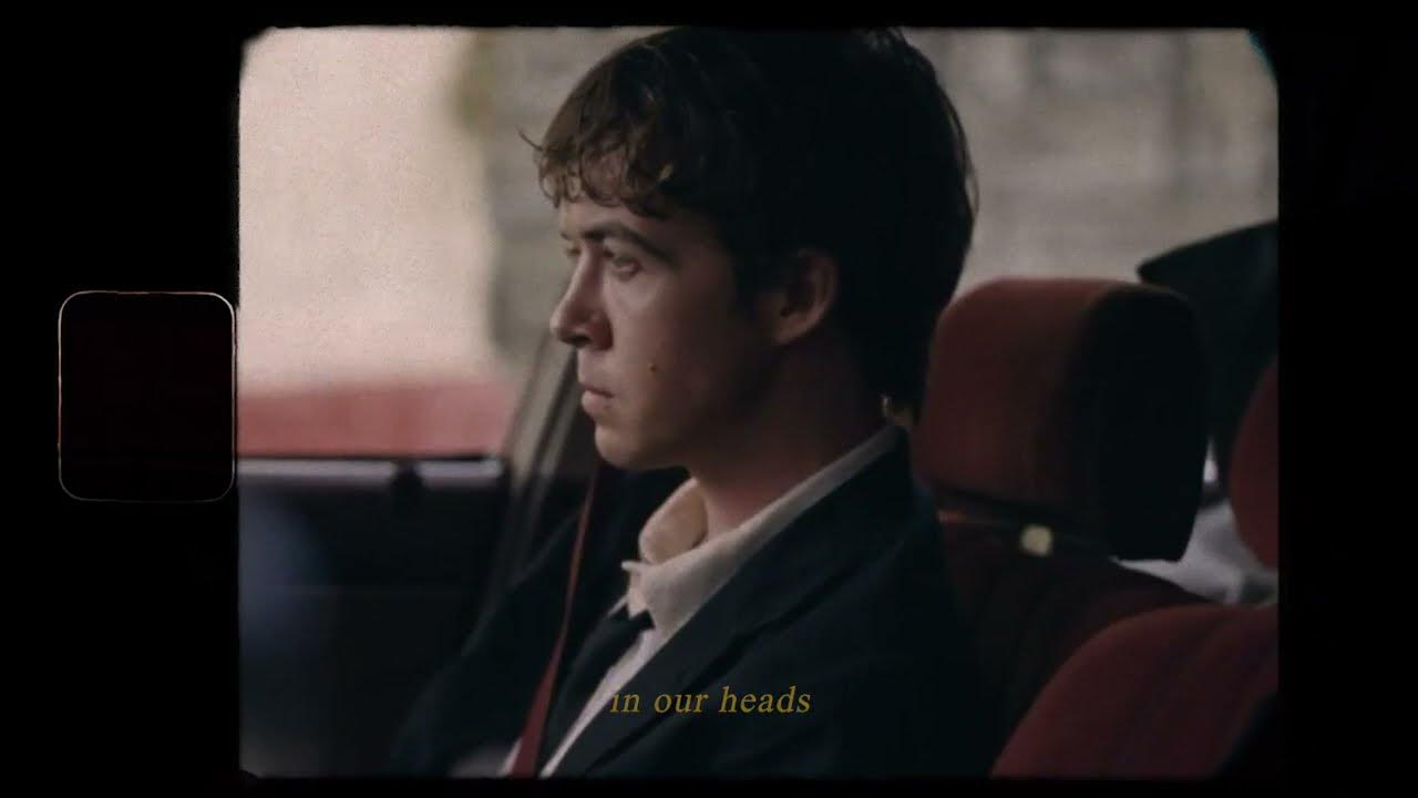 DiederickPutter's tweet card. The 1975 - About You (Alternative Music Video)