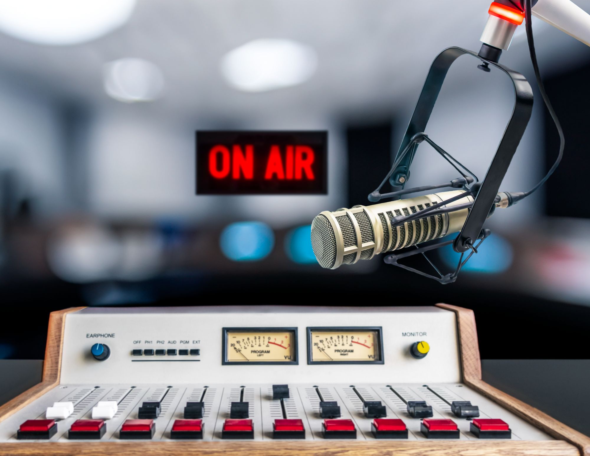 CoachDesmonds's tweet card. Get the latest NASCAR race updates and live coverage. Stay ahead of the pack tune in for all the high speed action.