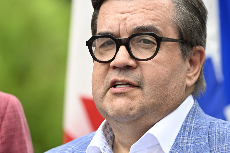 elanmuscle's tweet card. Le Parti libéral du Québec (PLQ) rejette la candidature de Denis Coderre qui, récemment endetté auprès du fisc, n’avait toujours pas remis les documents fiscaux nécessaires. L’ancien maire de...