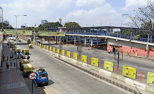 skakkilaya's tweet card. Night curfew will be withdrawn in Karnataka from Monday and schools and colleges in Bengaluru will reopen, with hospitalisation due to Covid decreasing and the recovery rate going up.