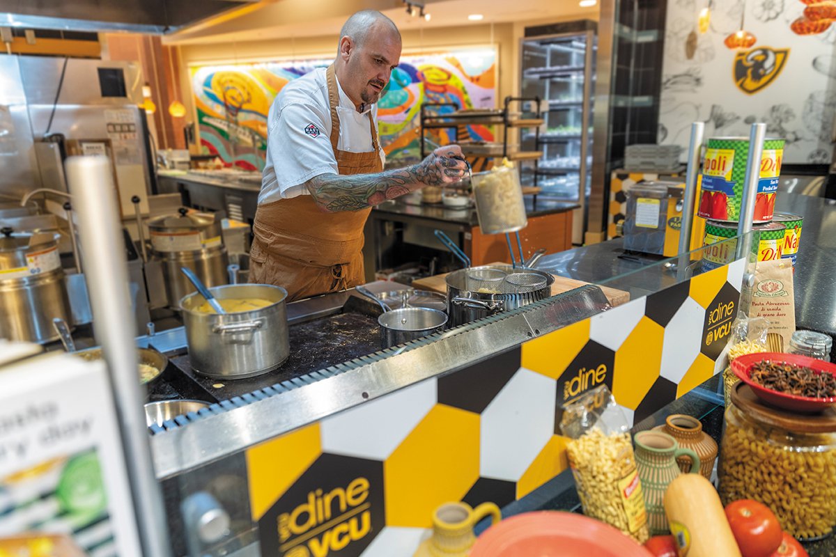 VCUnews's tweet card. How VCU’s dining hall seeks to excel in campus cuisine