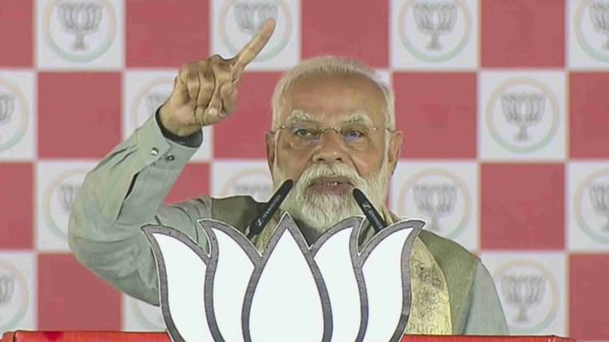 OneindiaKannada's tweet card. Bihar’s two-phase elections: PM Modi launches an extensive campaign with rallies in Bhojpur and Nawada and a grand roadshow in Patna. NDA eyes retaining power as polls approach. ಬಿಹಾರ ಚುನಾವಣೆ 2025:...