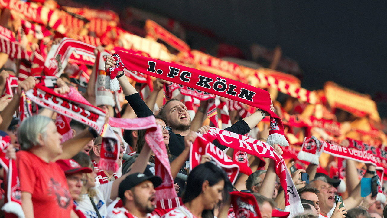 ChefSalisbury's tweet card. The rise and fall of big clubs is a sign of healthy competition