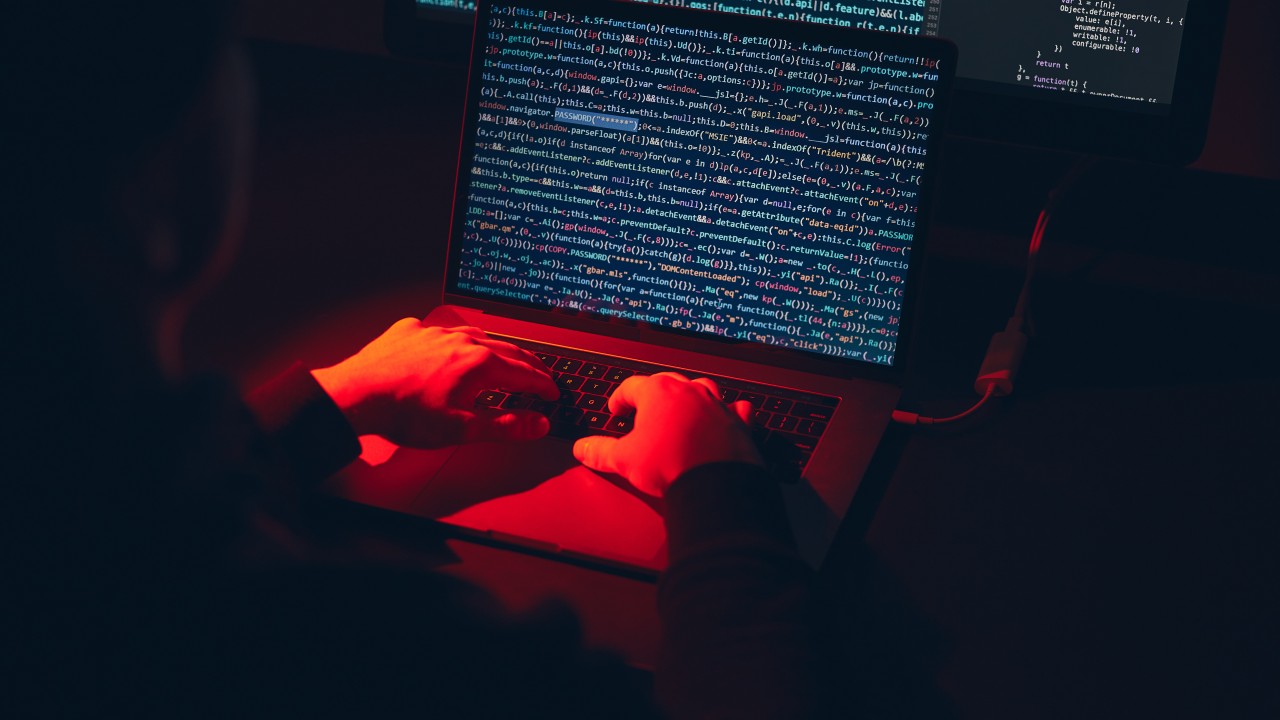 8SENECA_'s tweet card. Most business owners understand the importance of having a quality website and engaging content. What many often overlook, however, is choosing a reliable web hosting service.