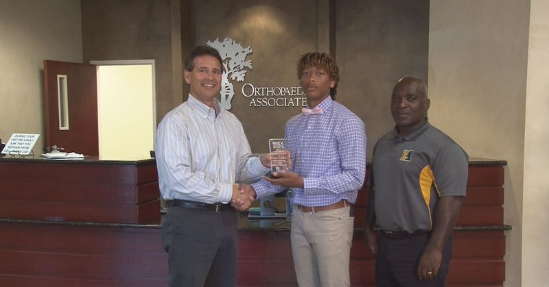 Tweet card summary image