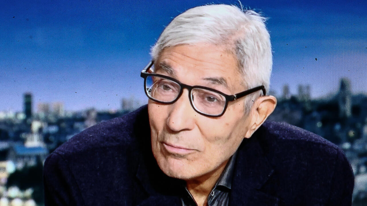 Mohamedapostat's tweet card. Boualem Sansal s'est exprimé pour la première fois depuis sa libération, dimanche soir, au journal de 20 h de France 2. "Je contrôle chacun de mes mots", a notamment déclaré l'écrivain franco-algér...