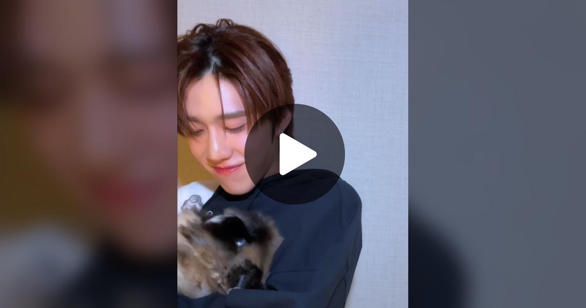 PPKrit_Ent's tweet card. 95 likes, 4 comments. “Guess who it is 🐶”