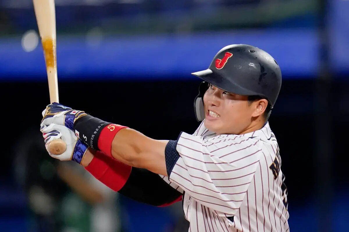 DrFadde's tweet card. Yankees’ chase for Japanese slugger Munetaka Murakami hits complications as roster depth and defensive concerns cloud their offseason pursuit.