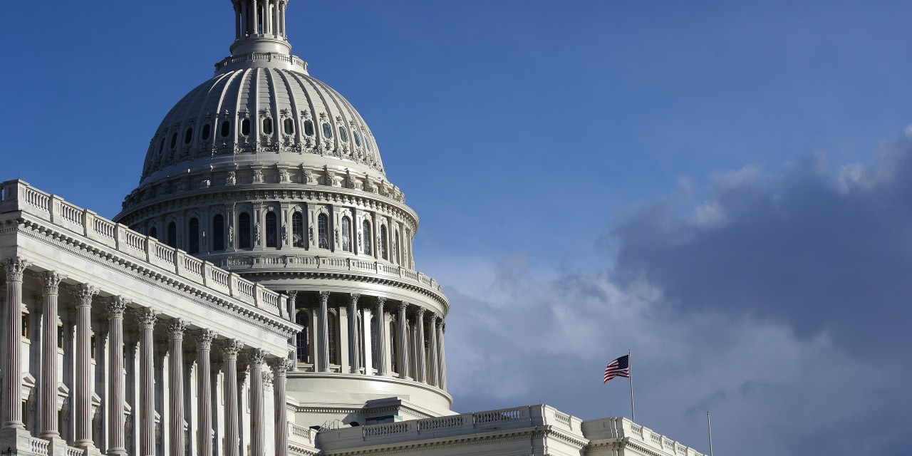 ExecSearch_Run's tweet card. There’s no substitute for federal leadership and resources in dealing with disasters