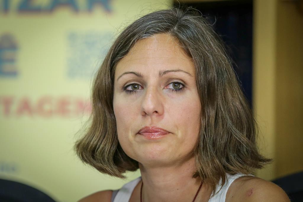 PGavado's tweet card. Entrevista a Joana Bordalo e Sá, presidente da FNAM, que explica porque só fecham as urgências dedicadas a mães e crianças. “Gravíssimo”.