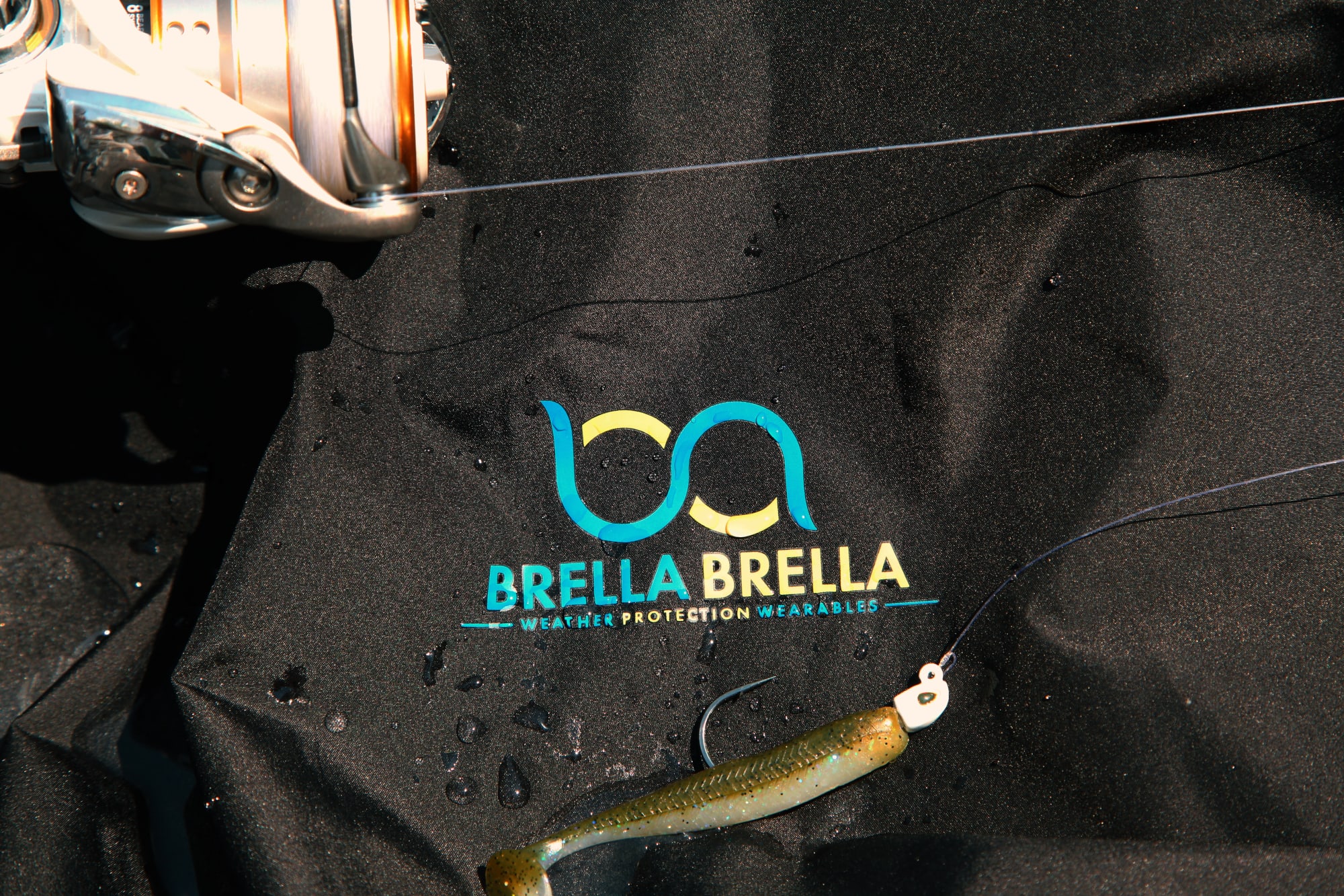 YakLogic's tweet card. Our friends at Brella Brella sent over their latest poncho hybrid to test on the water. Learn why we think this rainwear rocks!