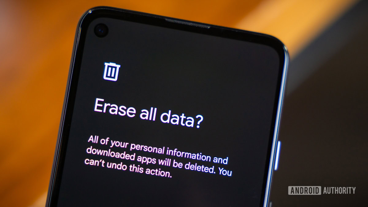 AndroidAuth's tweet card. Wiping your Android phone with a factory reset might not be enough if you're planning on trading it, here's how you can prevent data recovery