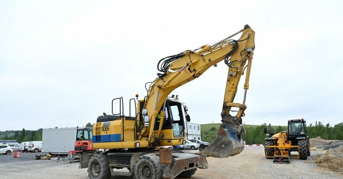 ladepeche81's tweet card. Autoroute Castres-Toulouse: 900 maires du Tarn lancent un appel en faveur de l'A69