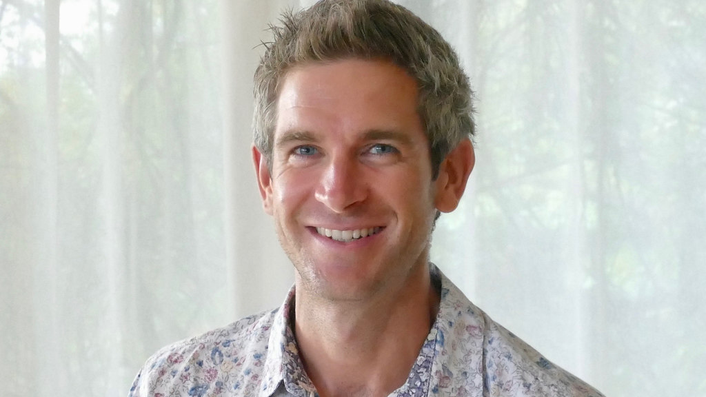 maketimeblog's tweet card. Author John Zeratsky on defining his daily “Highlight,” on having his best creative energy in the morning, and on changing his schedule in order to be more in sync with his wife’s.