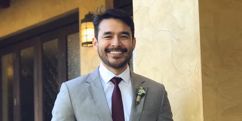 gmanews's tweet card. Atom Araullo has written a book and it's going to be launched at the Metro Manila International Book Fair this month.