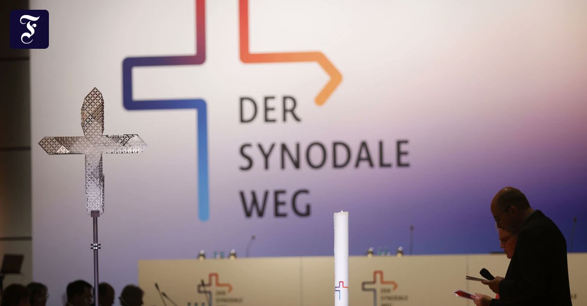 binarydee's tweet card. Die Reformkatholiken des „Synodalen Wegs“ wollten mit dem Kopf durch die Wand. Nun haben sie bekommen, was sie aus guten Gründen nie wollten.