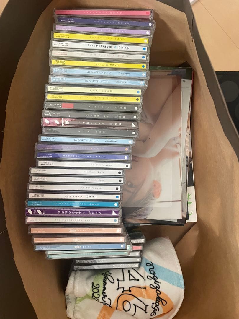 zbsA8hTOATZN's tweet card. 乃木坂、欅坂、日向坂46グッズをメルカリでお得に通販、誰でも安心して簡単に売り買いが楽しめるフリマサービスです。新品/未使用品も多数、支払いはクレジットカード・キャリア決済・コンビニ・銀行ATMが利用可能で、品物が届いてから出品者に入金される独自システムのため安心です。