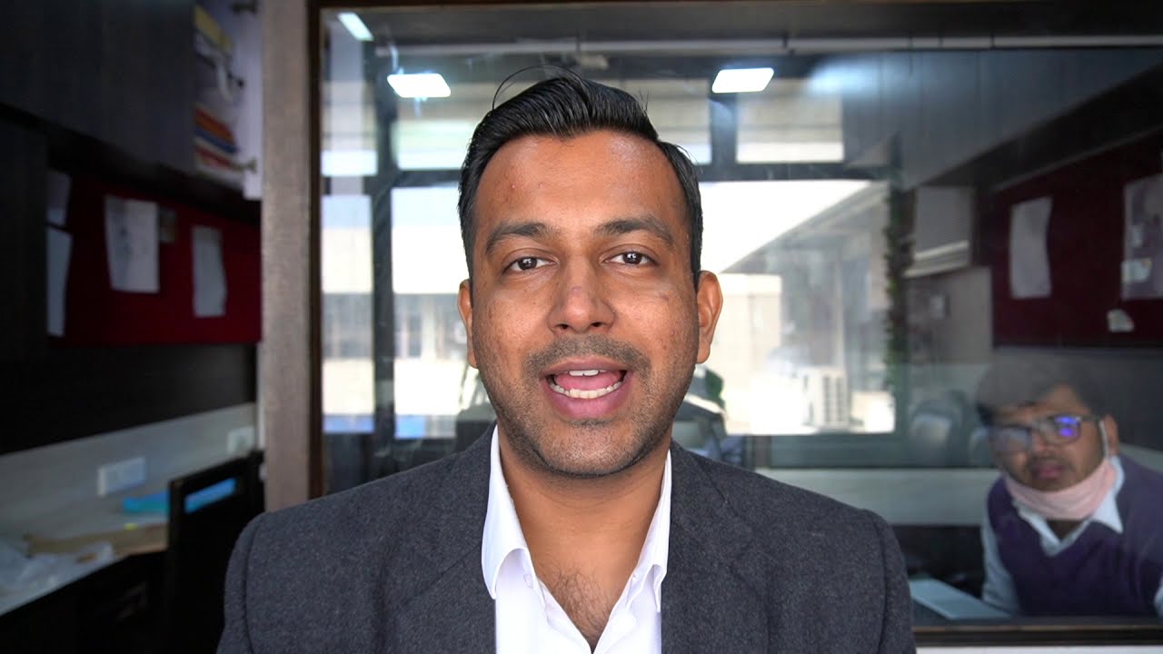 Amish_Aggarwala's tweet card. Should I consult multiple lawyers? What should I do if they give...