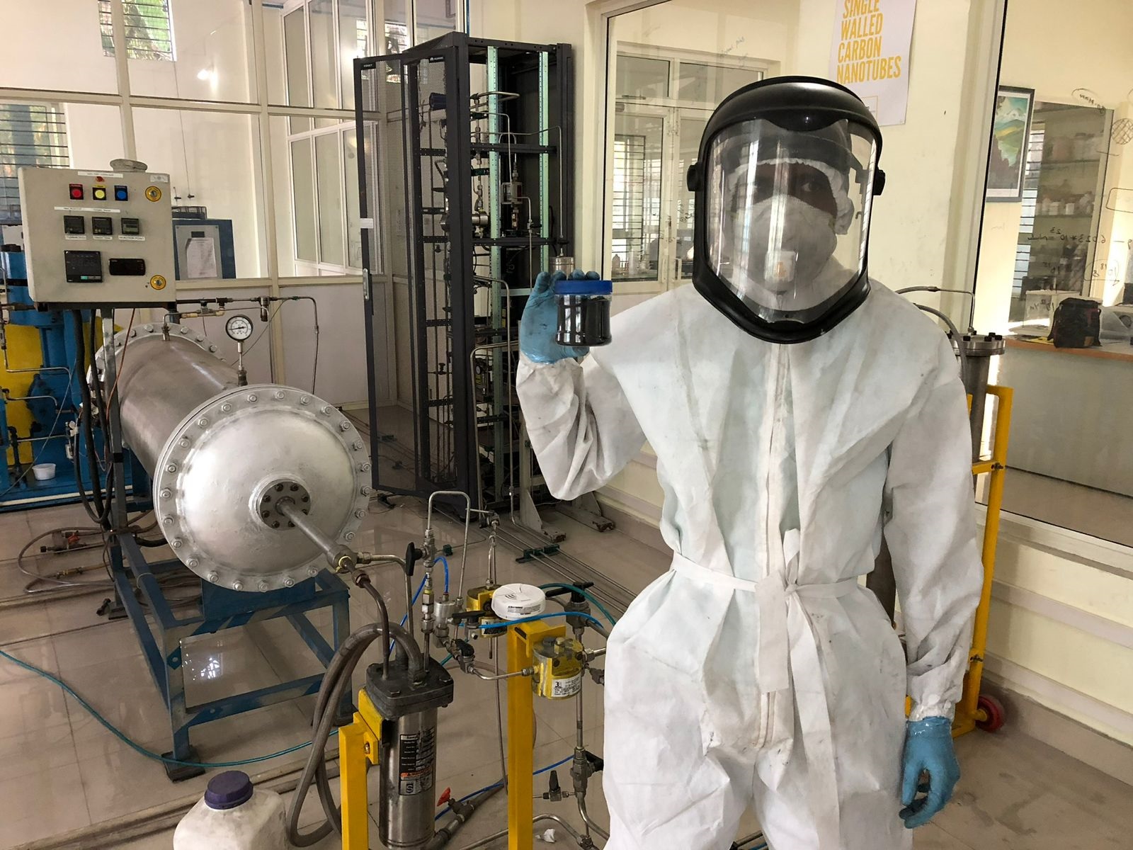 isciencejournal's tweet card. Indian startup develops a nano material which could make spacecrafts lighter and stronger. The development could be used for jet fighters, besides in medicine, cosmetics and several other consumer...