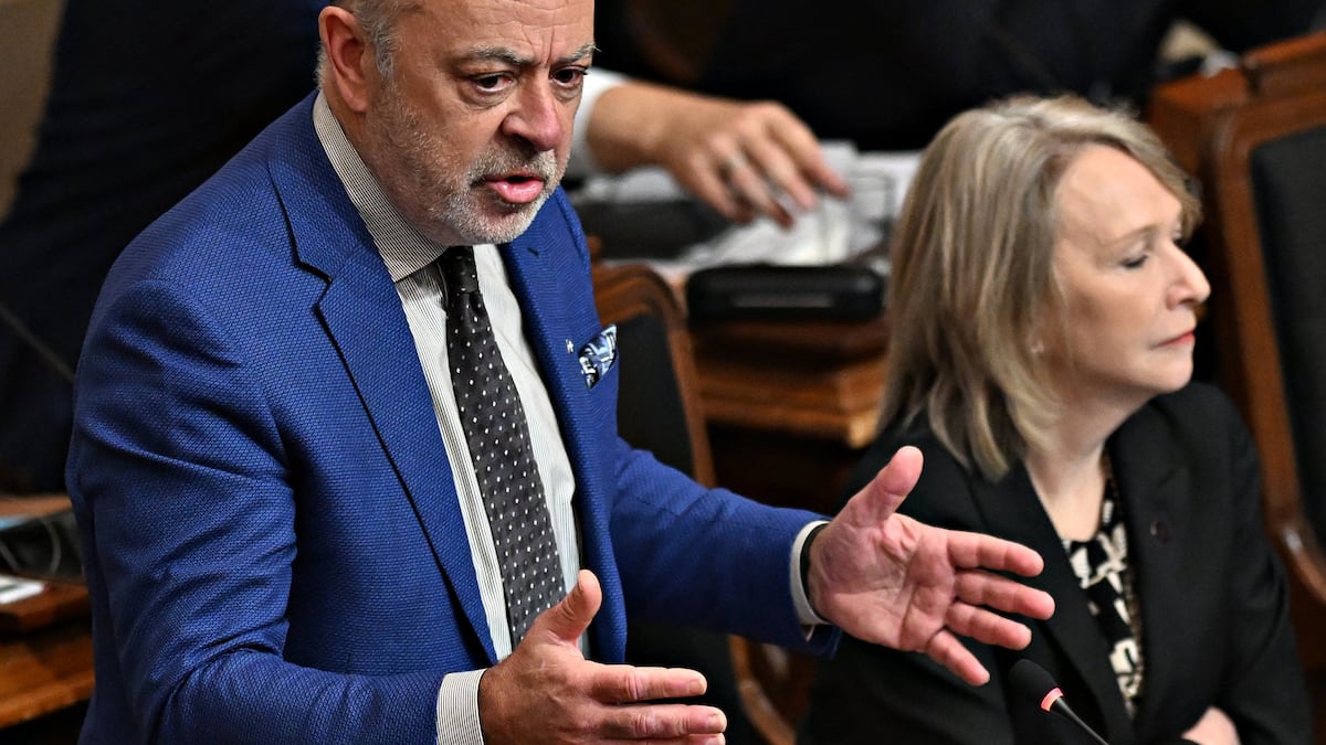 AnnieTrudelmtl's tweet card. Le gouvernement Legault a bafoué ses propres règles pour injecter 95 millions $ supplémentaires dans le Dossier santé numérique.