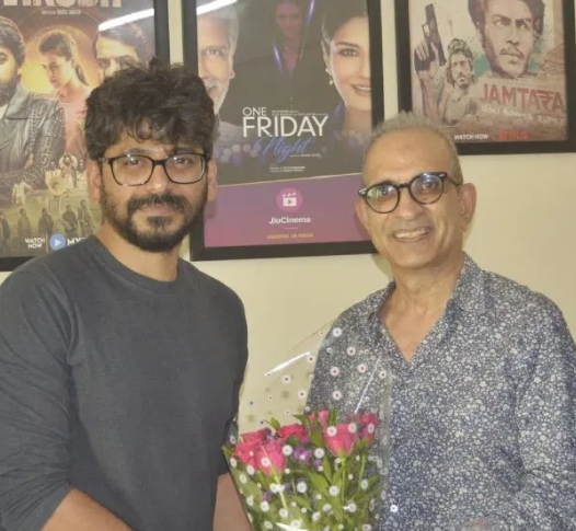 navasamajanews's tweet card. ಕನ್ನಡದ (Sandalwood) ಮತ್ತೊಬ್ಬ ನಿರ್ದೇಶಕ ಬಾಲಿವುಡ್‌ ಕಡೆ ಮುಖ ಮಾಡುತ್ತಿದ್ದಾರೆ̤ ಅದು ಬೇರೆ ಯಾರೂ ಇಲ್ಲ, ನಮ್ಮ ಲೂಸಿಯಾ ಪವನ್‌ ಕುಮಾರ್‌ (Pawan Kumar).