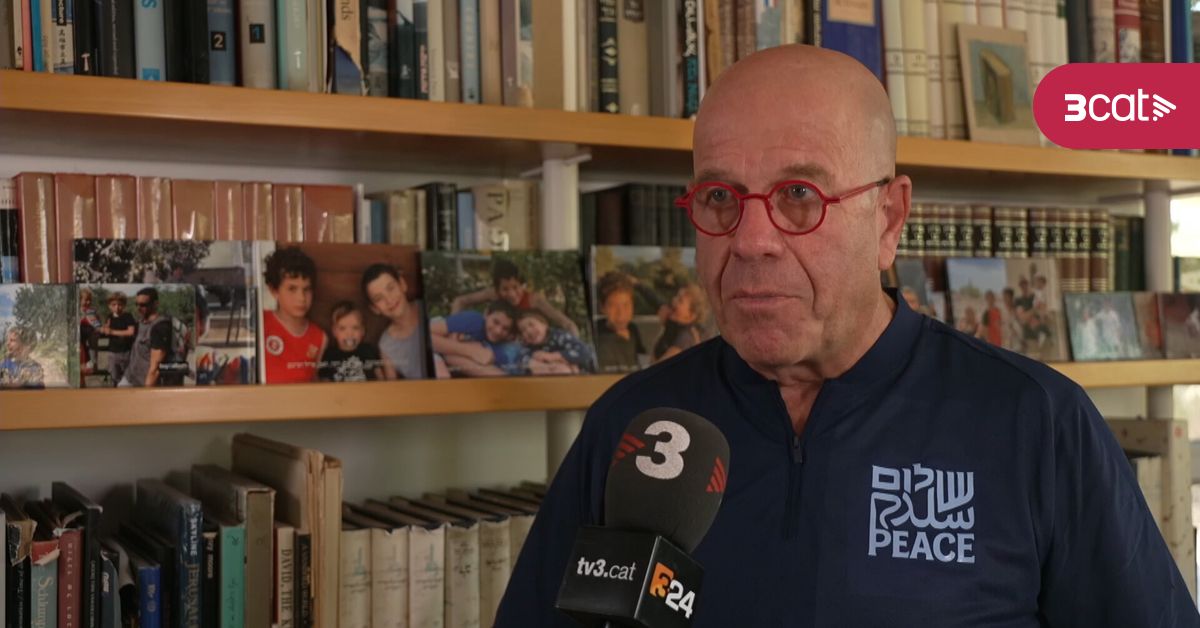 oliverolivella's tweet card. Ara allunyat de la política, Avraham Burg fa una crida als jueus de tot el món perquè presentin, davant del Tribunal Internacional de Justícia, una demanda contra Israel per crims de guerra a Gaza.