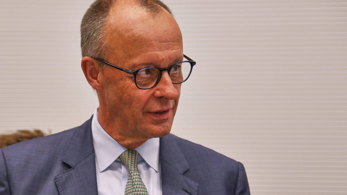 ArminGrau's tweet card. Bundeskanzler Merz will den Kommunen helfen. Aber erst einmal sollen Förderungen unter die Lupe genommen werden.