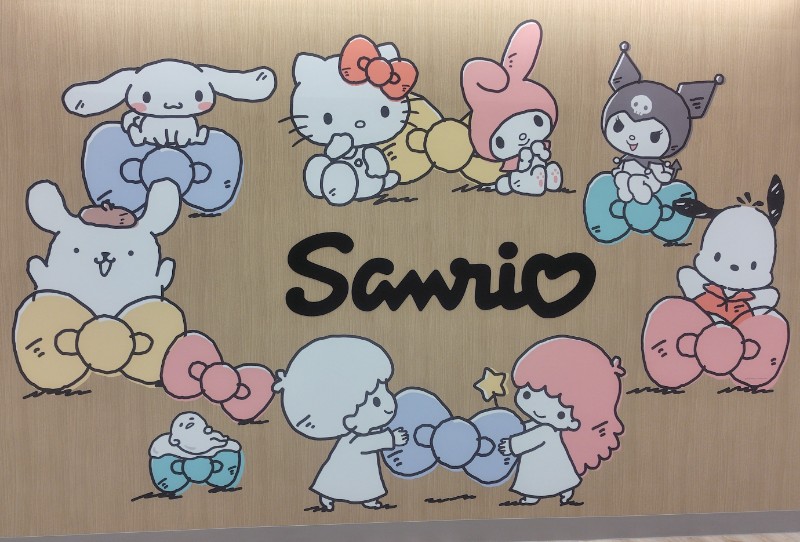 mimoiroblog's tweet card. パウチャーム サンリオキャラクターズは、熱圧着できるシーリングメーカーで、簡単にかわいいぷにぷにチャームが作れます。パウチャーム サンリオキャラクターズの作り方は、シートにトッピングパーツを入れて、シーリングメーカーでパウチするだけで、アレ...