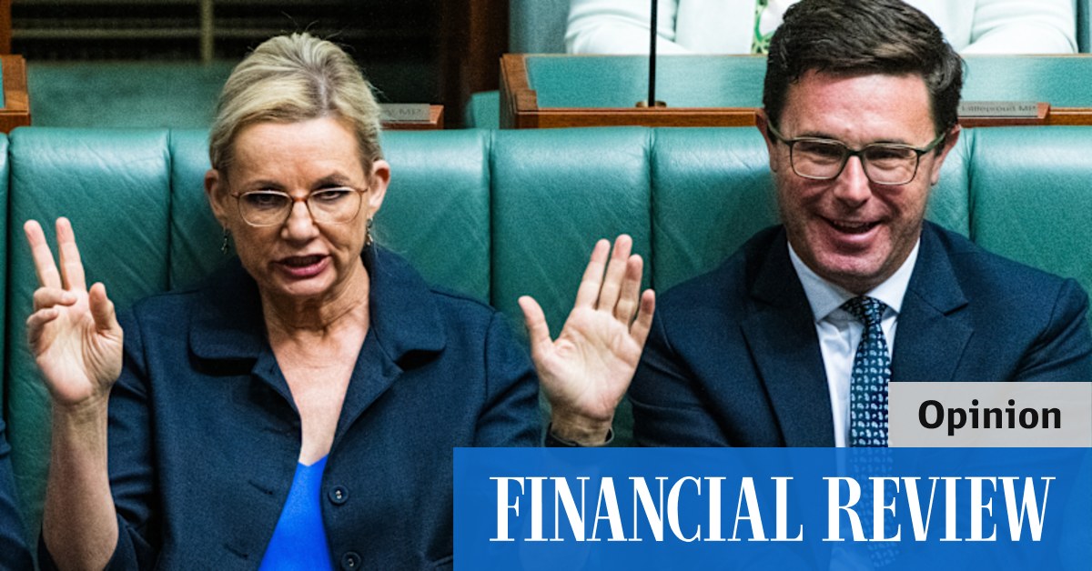 2000and1's tweet card. Many Liberals might well wonder why in the 21st century the tail still seems to be wagging the dog, possibly threatening their survival.