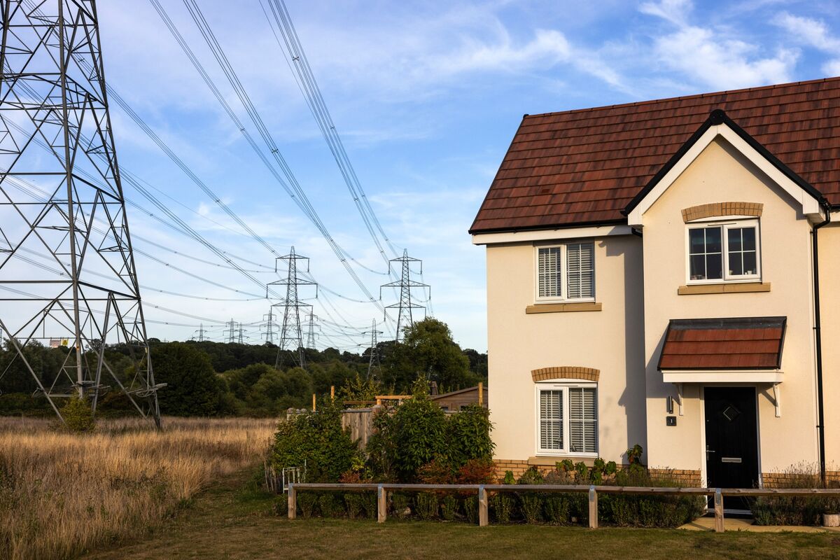 emmafildes's tweet card. Two of the UK’s largest homebuilders have launched their own versions of the now-defunct, state-backed “Help to Buy” program after running out of patience with government efforts to stimulate the...