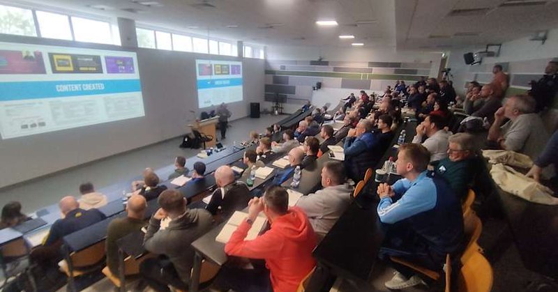 Tweet card summary image