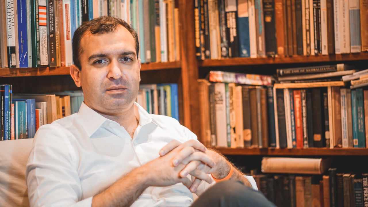 revistaoeste's tweet card. Líder do partido respondeu publicação que questiona a inércia do Congresso Nacional quanto a censura do Judiciário