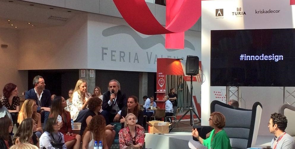 10Decoracion's tweet card. INNODESIGN: “INTERIORISTAS CON VALORES”. La vida cambia día a día. Esa es la primera lección que nos ha dejado la actual situación del Covid_19. Todos tenemos