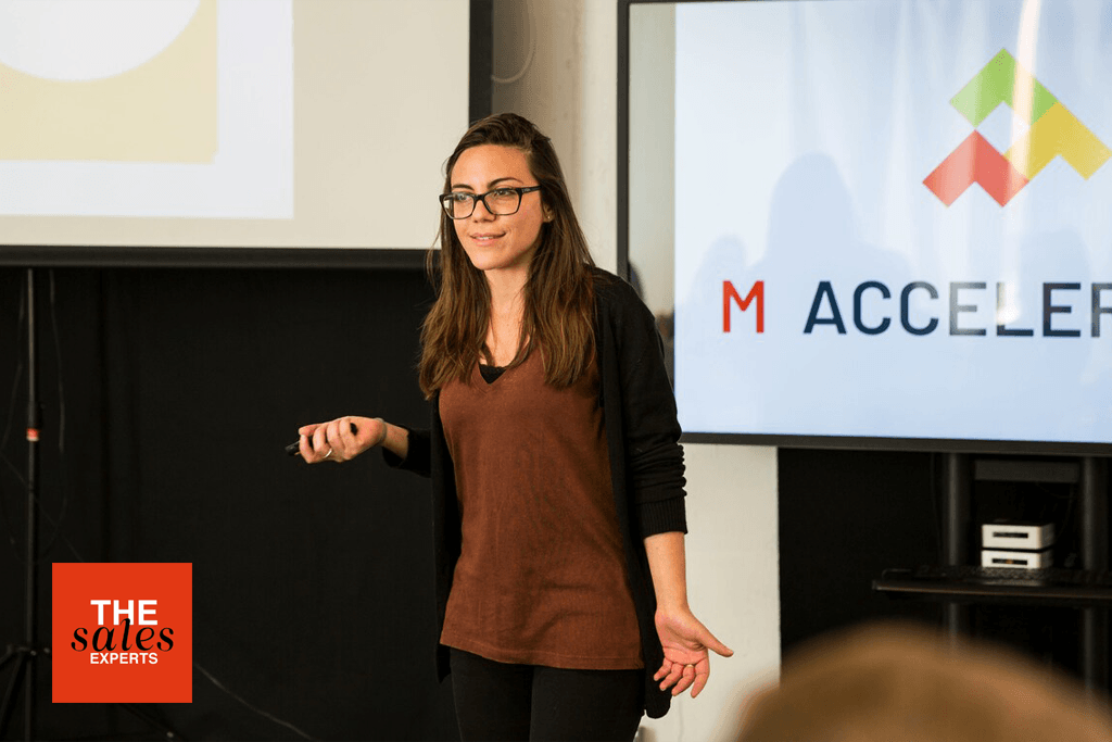 TheSalesExperts's tweet card. Sales pitch interviews aren’t about style — they’re about substance, structure, and delivery under pressure. How to prepare for it? Read in this article.