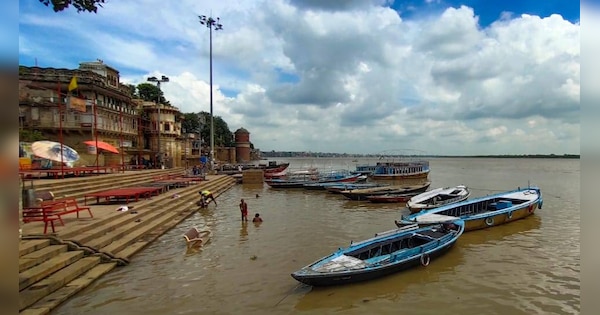 ShishirGoUP's tweet card. योगी सरकार काशी के ऐतिहासिक घाटों के जरिए पूरी दुनिया को निर्मल और अविरल गंगा का संदेश देने की तैयारी कर रही है. इसके लिए सरकार गंगा घाटों की सफाई व्‍यवस्‍था में बड़ा बदलाव करने जा रही है.