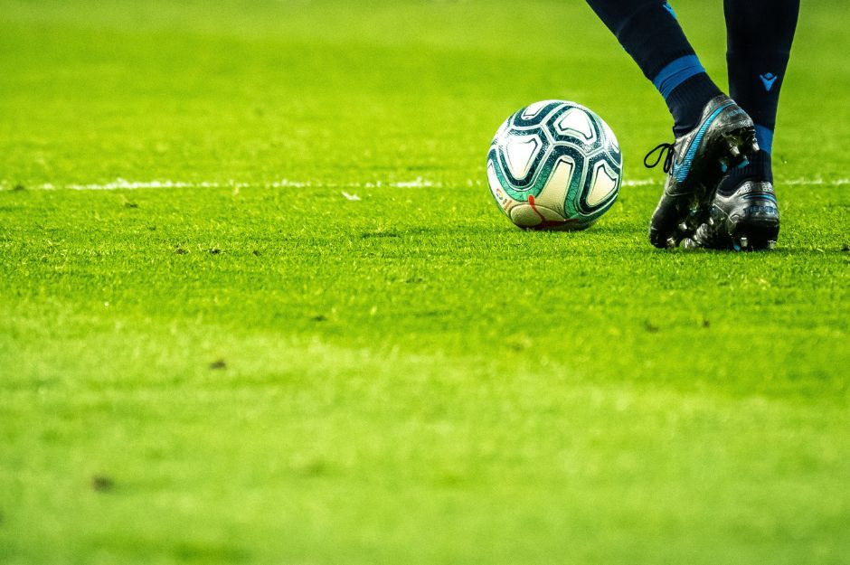 Contragr's tweet card. Αμέτρητες αγορές από το Πάμε Στοίχημα