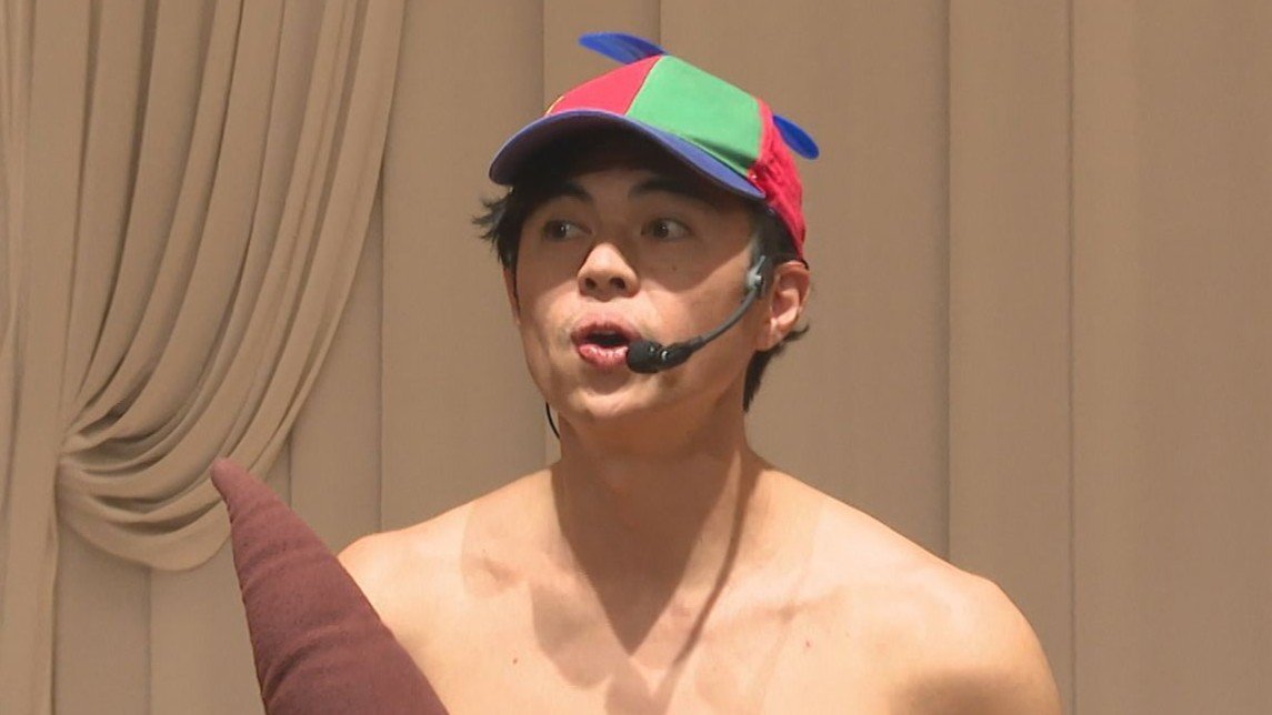 yoshiopiiya's tweet card. 　芸人・小島よしおさんを招いたトークショーが北海道苫小牧市で開催されました。昨年2月に第一子が誕生し、一児の父となった小島さん。今回は子育てに奮闘する保護者からの質問に、自身の経験や考えを交えながら