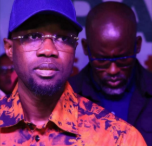 SunuDiotaye's tweet card. Une crise toujours sensible La crise entre Diomaye Faye et Ousmane Sonko persiste.Sonko n’aborde pourtant pas publiquement cette question.Cette retenue alimente donc plusieurs interrogations. La...