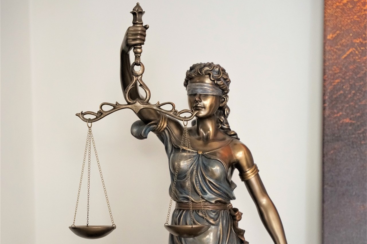 PSNewsRomania's tweet card. Judecătorii Curţii de Apel Bucureşti au adoptat, în majoritate, un punct de vedere prin care resping propunerea legislativă a Guvernului legată de modificarea pensiilor magistraţilor. ”Judecătorii...