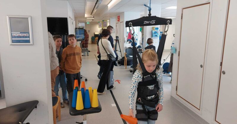 johan_hellings's tweet card. Elke derde zondag van maart is het 'Dag van de Zorg' en naar goede gewoonte openen heel wat zorginstellingen hun deuren voor het grote publiek. Zo ook in…