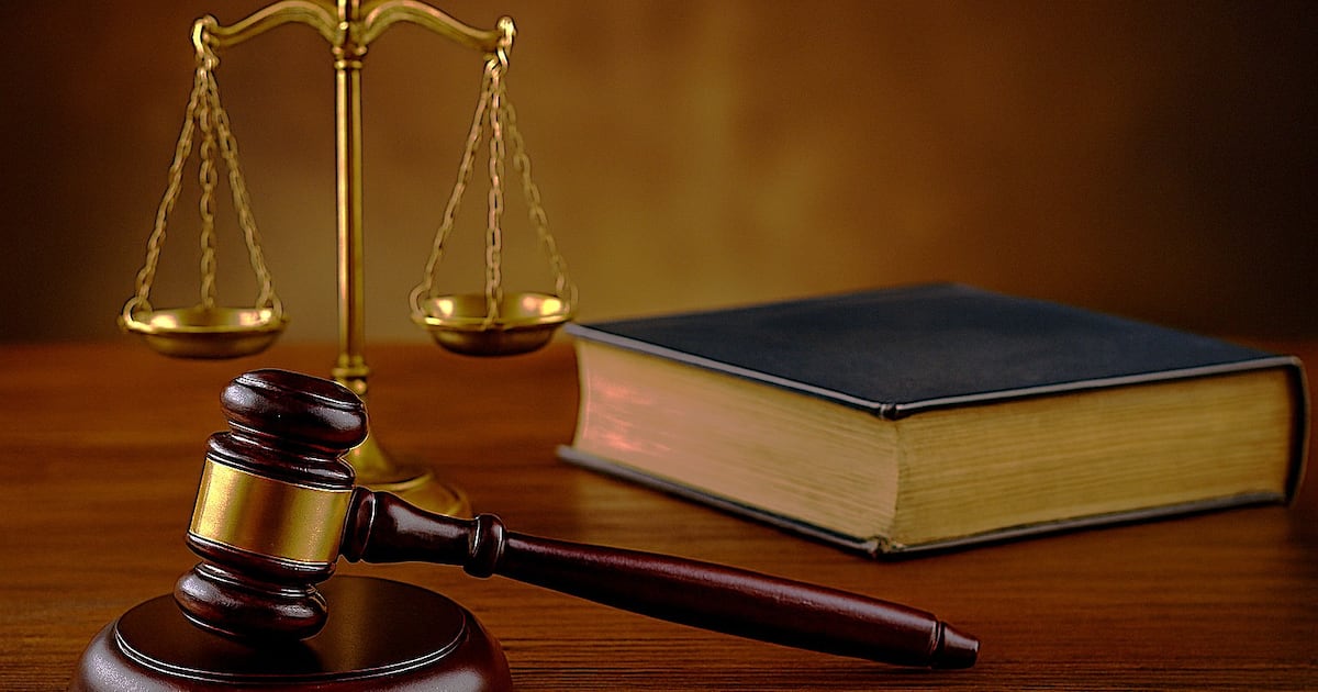 JPgomezfierro's tweet card. El día que un acto arbitrario toque a la puerta, porque toca, no tendremos un mecanismo que garantice la protección efectiva de nuestros derechos, con lo cual quedamos desprotegidos todos.