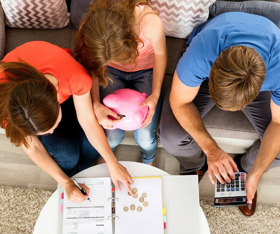 MamatoaTBlog's tweet card. Inside: Need to supplement your income, homeschooling moms? Don't miss these ideas to make money part-time while teaching your kids "How do you afford to homeschool?" Has anyone ever asked you this...