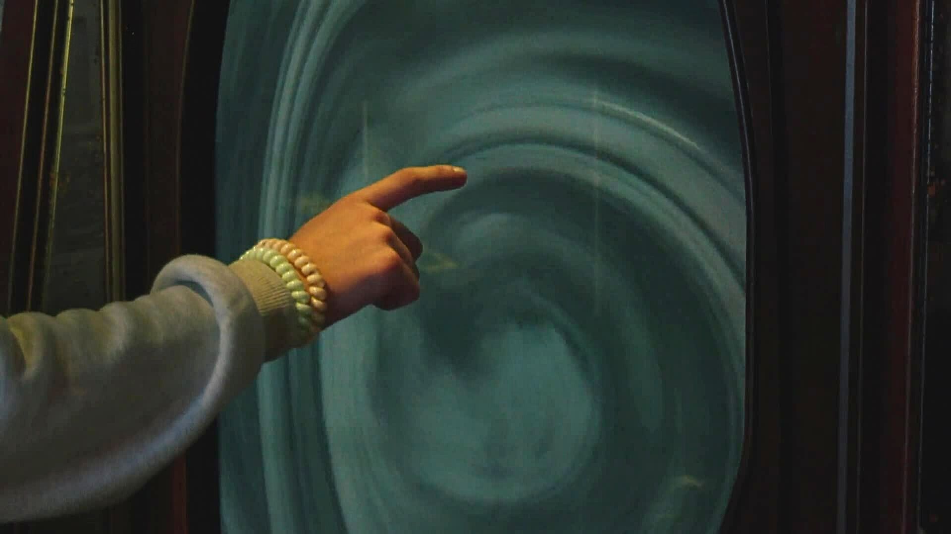 btvnoticies's tweet card. L'exposició ofereix una experiència immersiva als "potterheads", els més fans del bruixot anglès, i es pot visitar a Barcelona fins al 7 d'abril.