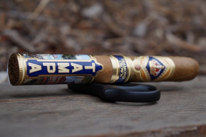 DevelopPalates's tweet card. The Diamond Crown Tampa had a nice start, with a good combination of flavors. The profile took a step down in the second third as the earth and toast levels were increasing and remained that way for...