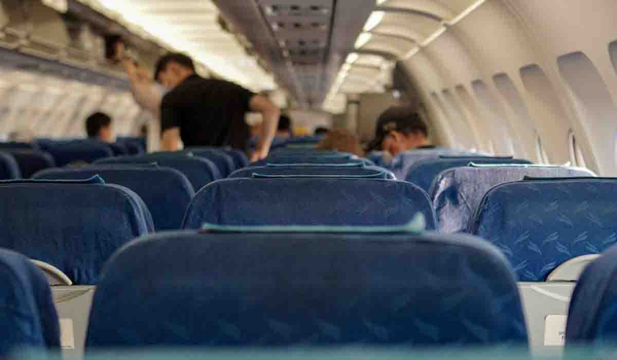 eldiabolivia's tweet card. El gobierno alemán emitió una advertencia urgente alertando sobre posibles bloqueos, controles policiales y dificultades de comunicación, especialmente en zonas limítrofes con Colombia y Brasil.