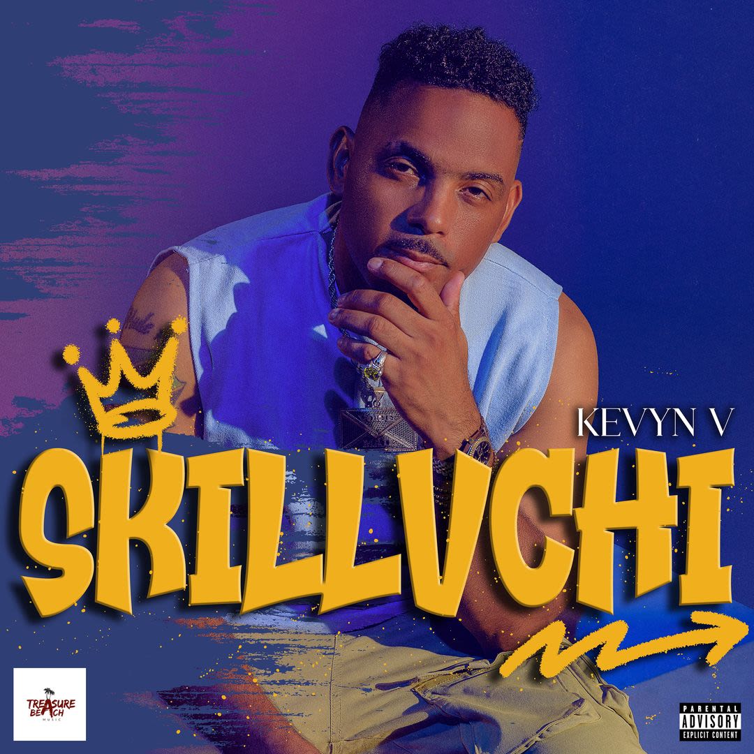 FrankieMusic876's tweet card. Choose your preferred music service